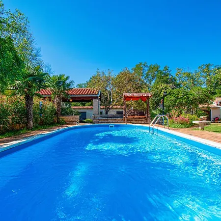 Villa Mauro In Kacana, Istrien *