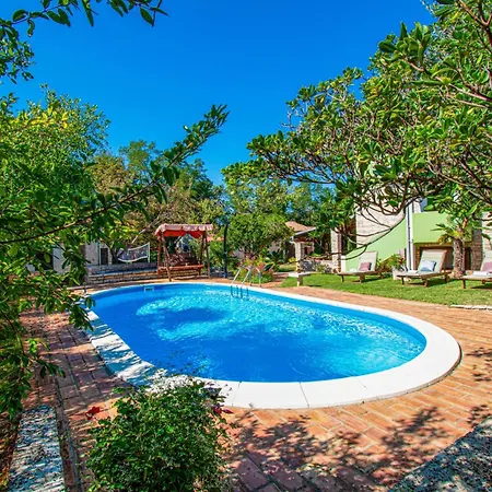 Mauro In Kacana, Istrien Villa *